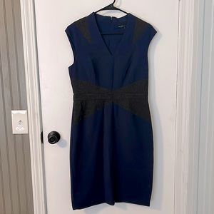 Antonio Melani Size 8 Navy/Black Dress